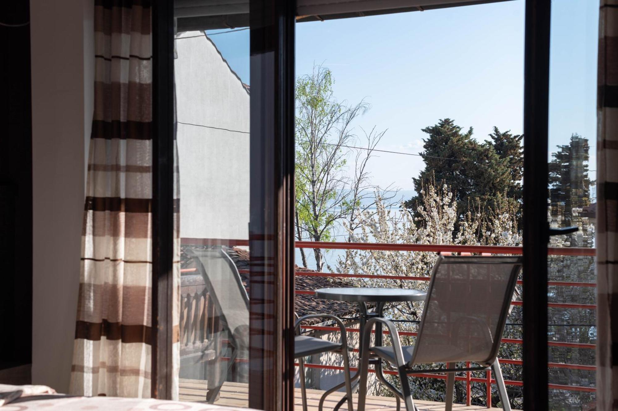 White Lake Apartments City Center Ohrid,Lakeside Екстер'єр фото